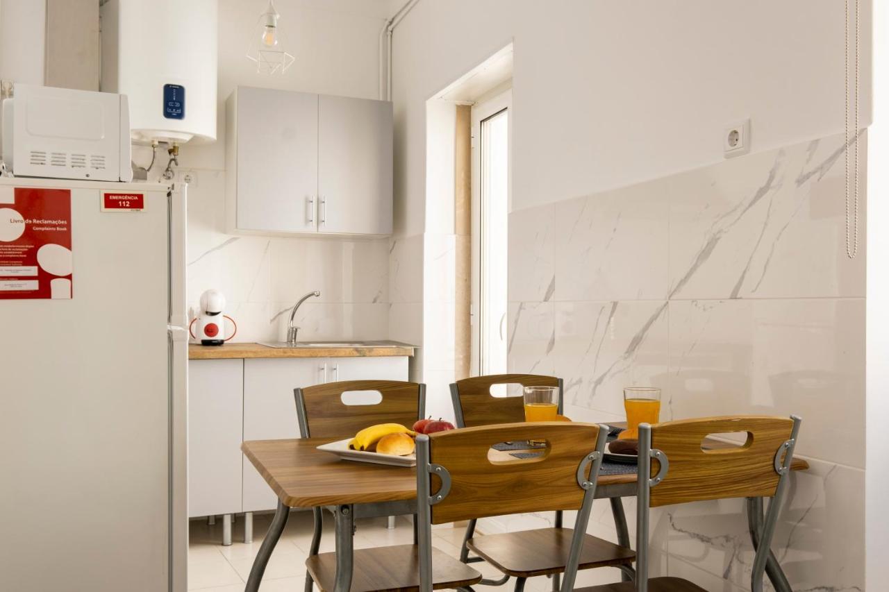 Flowers House Nazare Bagian luar foto